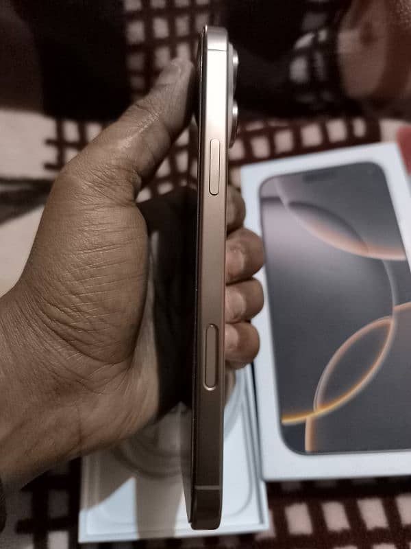 I phone 16 pro max 256 GB noon pta 10/10 5