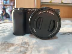 Sony A6400 with kit lenz condition  10 by 10 box nhi