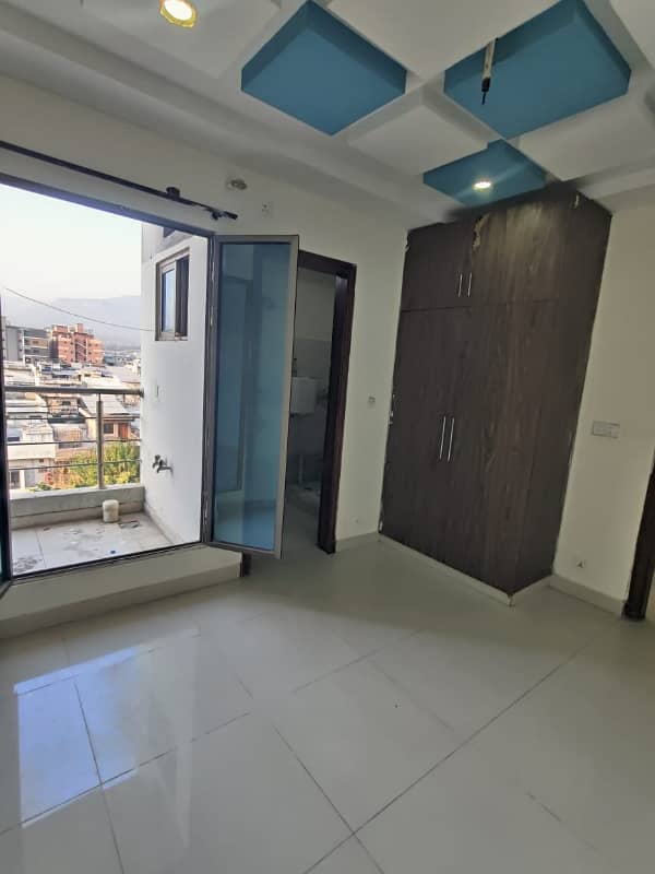 One Bed Apartment For Sale 6