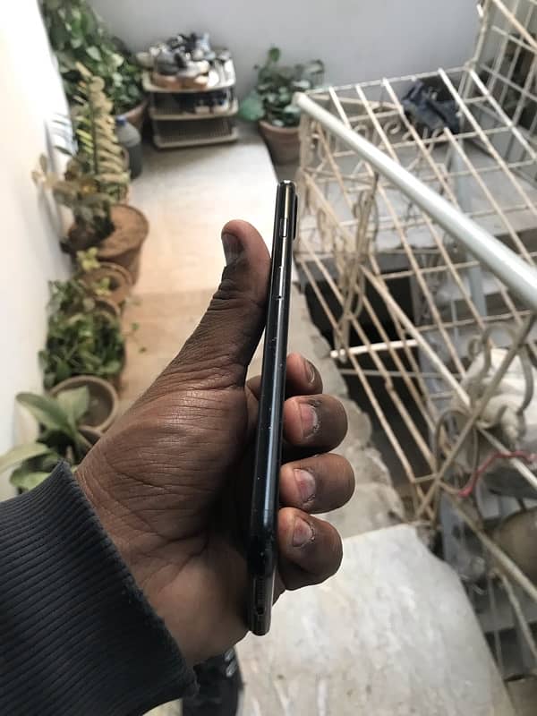 IPhone 7 Plus 128gb sim working 3