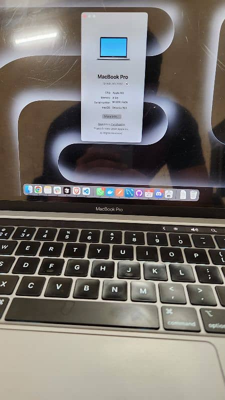 MacBook Pro M2 13-inch 8GB RAM 256GB SSD (2022) 3