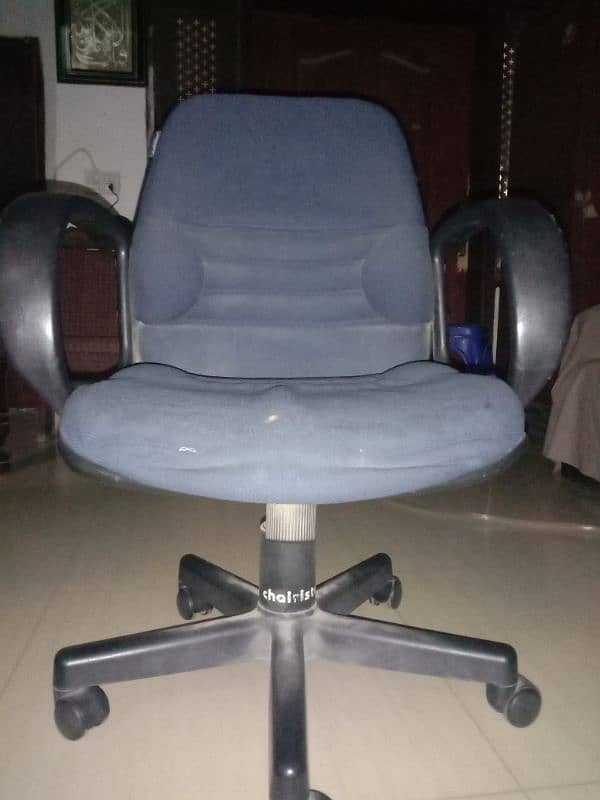 Durable and comfortable Executive Chair. 2