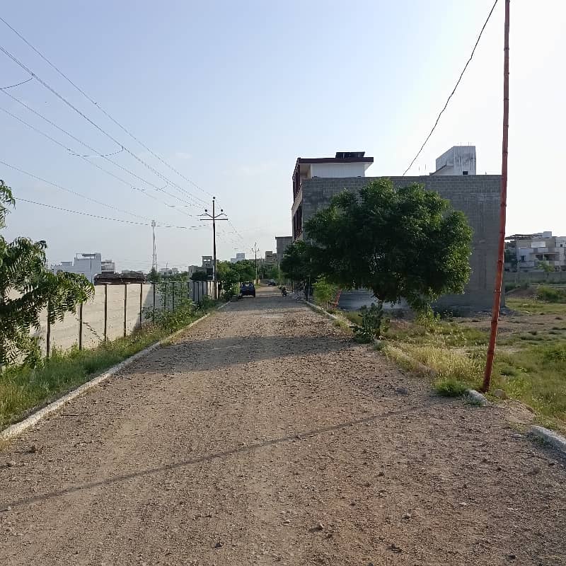 120 Sq Yard Ground + One 40 FT WIDE ROAD Structure For Sale in PIR AHMED ZAMAN TOWN BLOCK 1 24