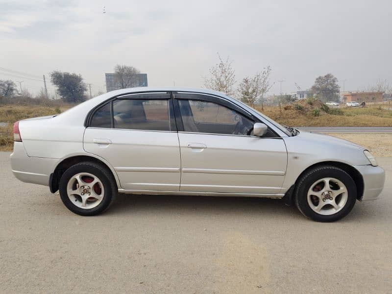 Honda Civic EXi 2002 3