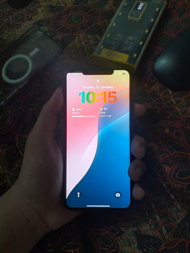 Apple iPhone 11 pro max 256 GB pta approved 3