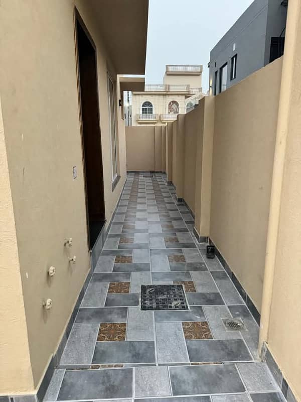 5 Marla full house available for rent in dha phase 9 town very good location 21