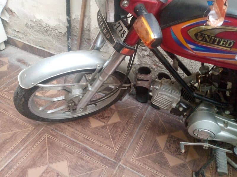 united 100 cc 1