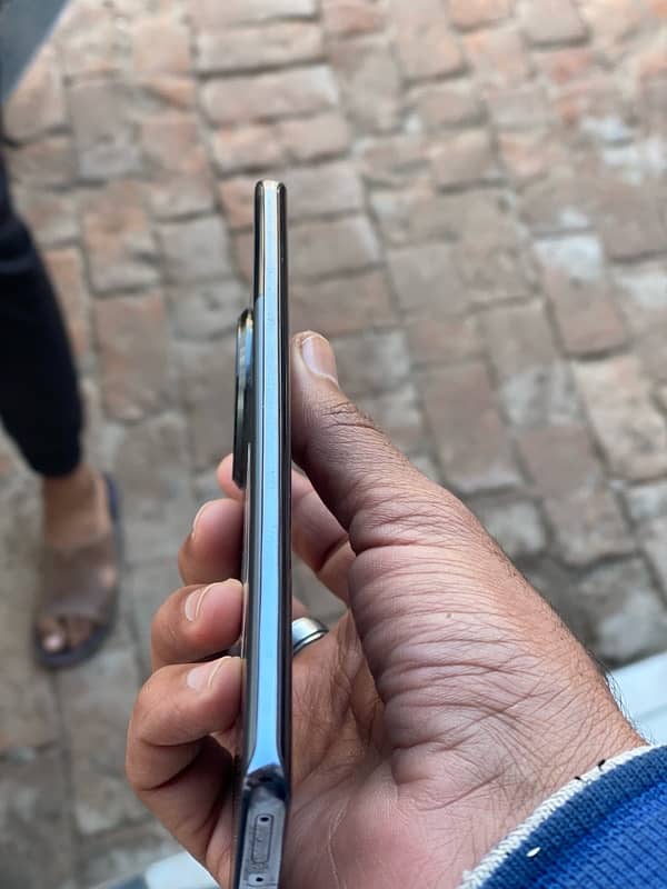 Tecno spark 20 pro plus 8