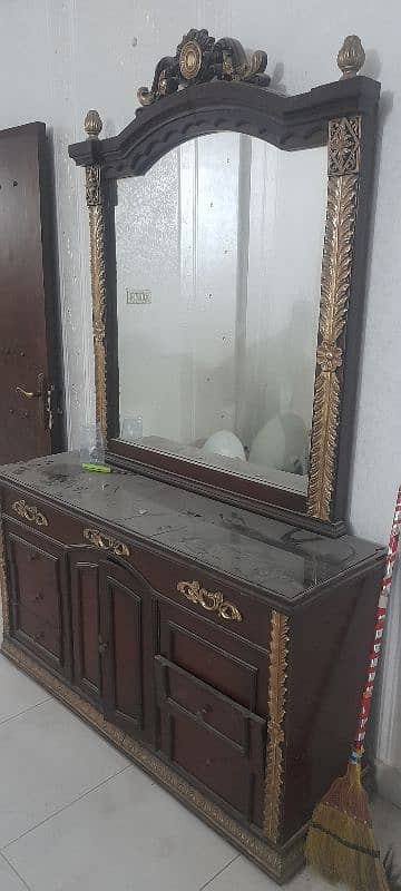 used beds and Dressing table 2