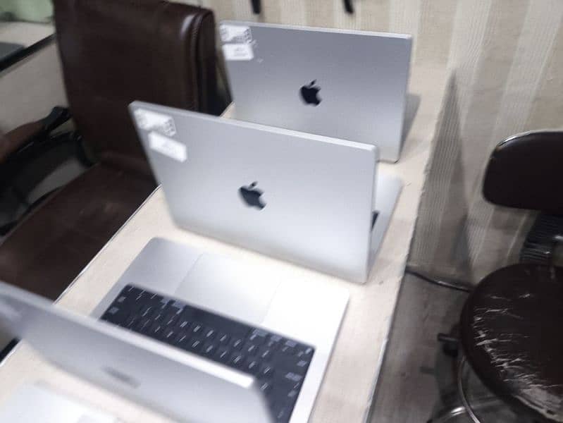 14inch 16inch Apple MacBook Pro m1 M2 M3 air all models 1