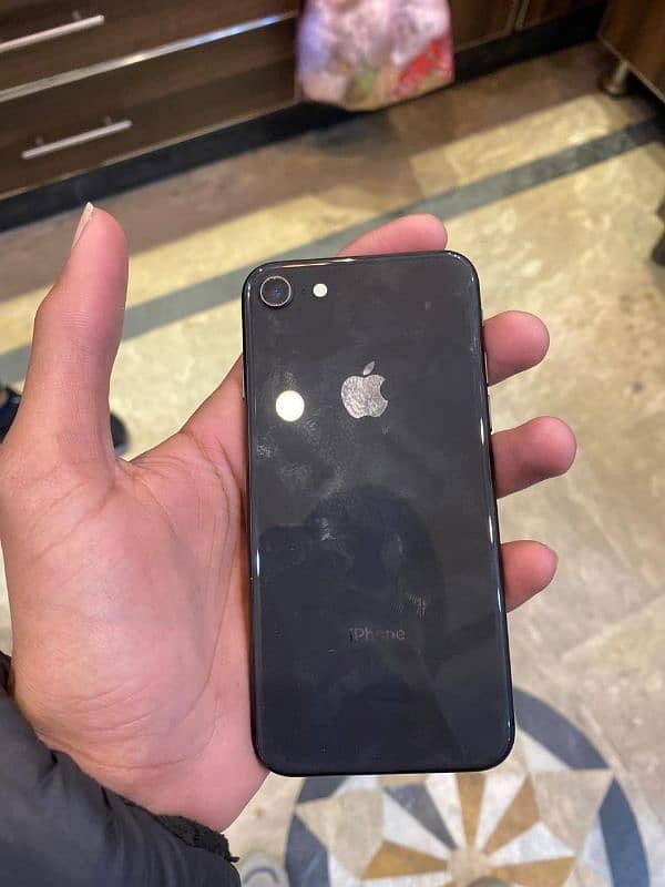 Iphone 8 urgent sale 3