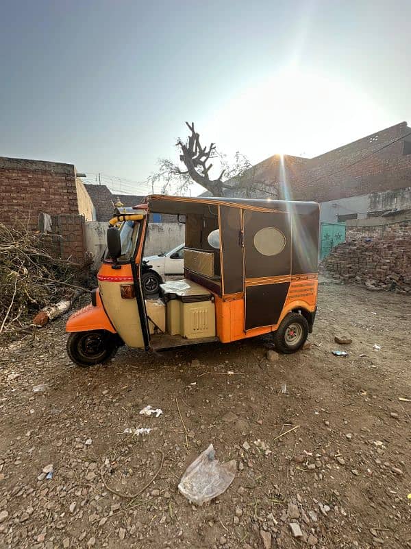 SIWA AUTO RIKSHA 2