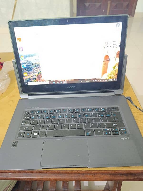 Acer Core i5 touch screen 2