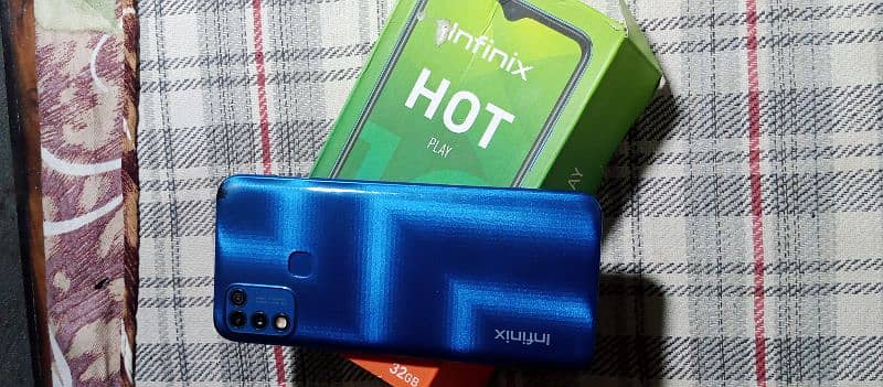 Infinix hot 10 ply 2/32 full box 3