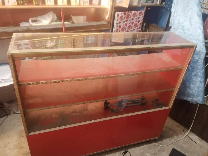 2 Display Counter For Sale In Good Condition 3