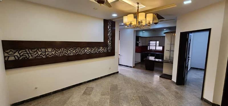 1 Kanal house for rent in Johar town for Family and Silent office (Call center + Software house 9