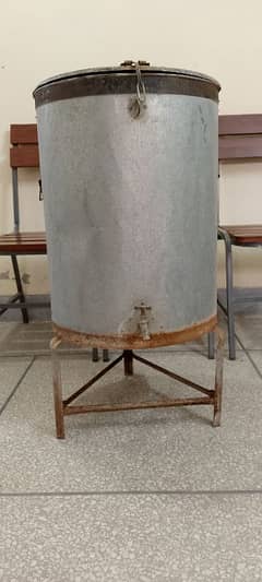 iron water tank with portable stand