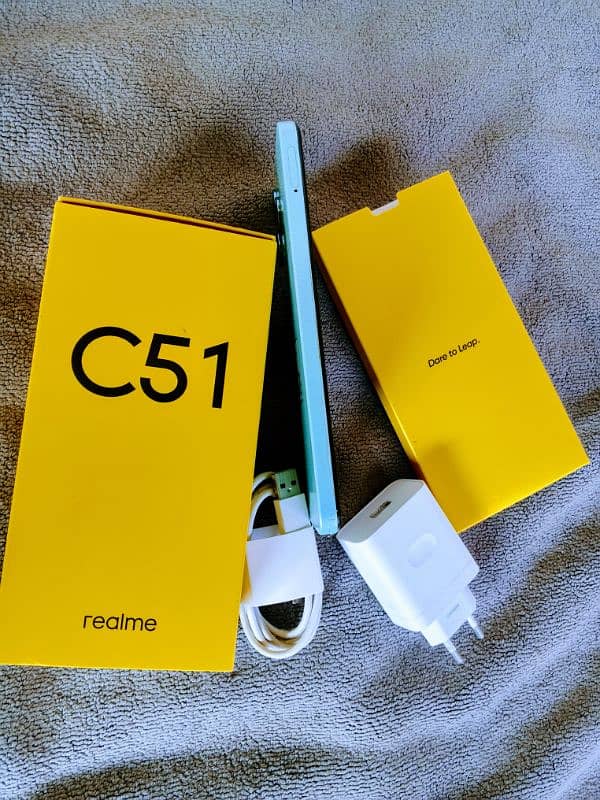 Realme C51 4/128 GB With Box Charger 4