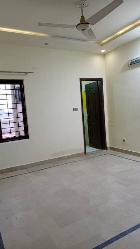 10 Marla House for Rent for Family and Silent office (Call center + Software house) 3