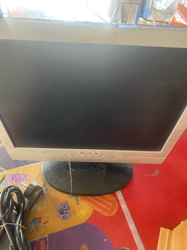 lcd and tv device 0