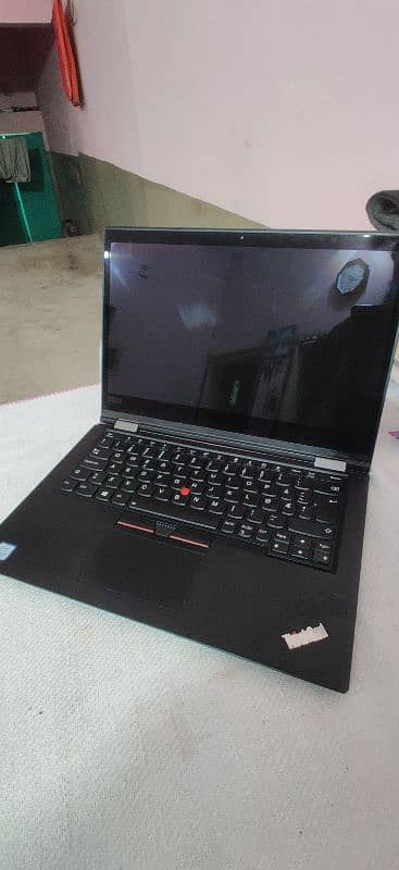 Lenovo ThinkPad X380 Yoga 0