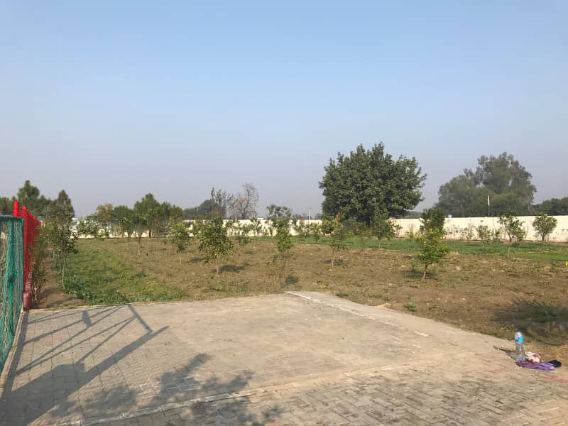 5 Kanal Farmhouse Plot in Luxury Farmhouse Society Theater Bedian Road Lahore 0