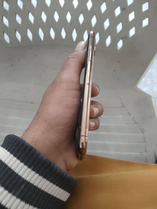 iphone xs non pta 7