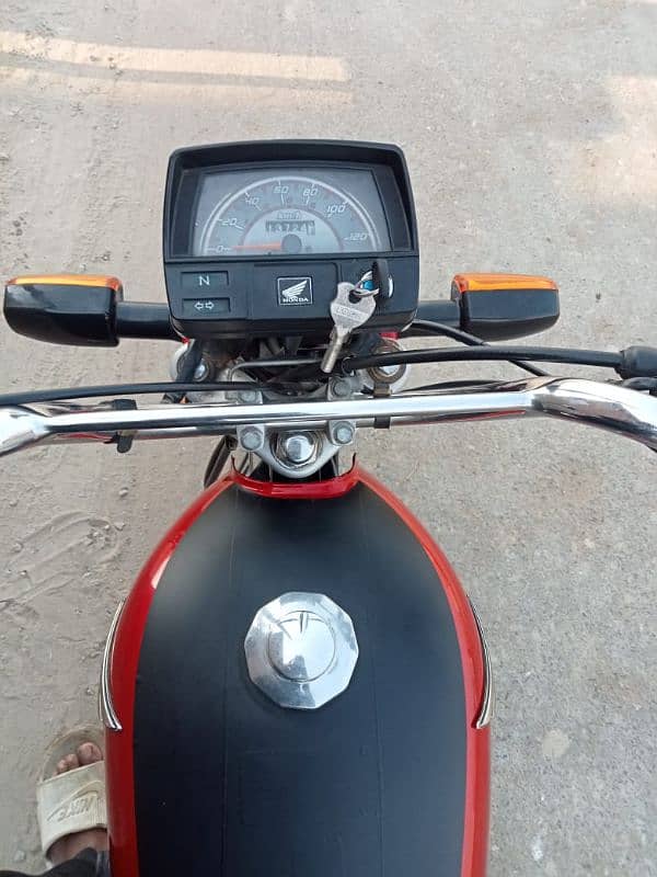 Honda 70 2021 model 03017044774 5