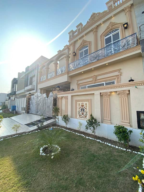 5 Marla Luxury House For Sale In Bankers Avenue Society, Bedian Road, Lahore 0