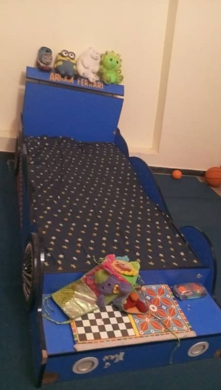 Kids car bed for sale 1