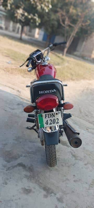 HONDA 125 2019 TOTAL GENUINE 7