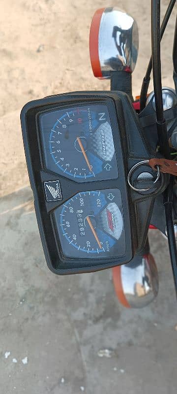 HONDA 125 2019 TOTAL GENUINE 10