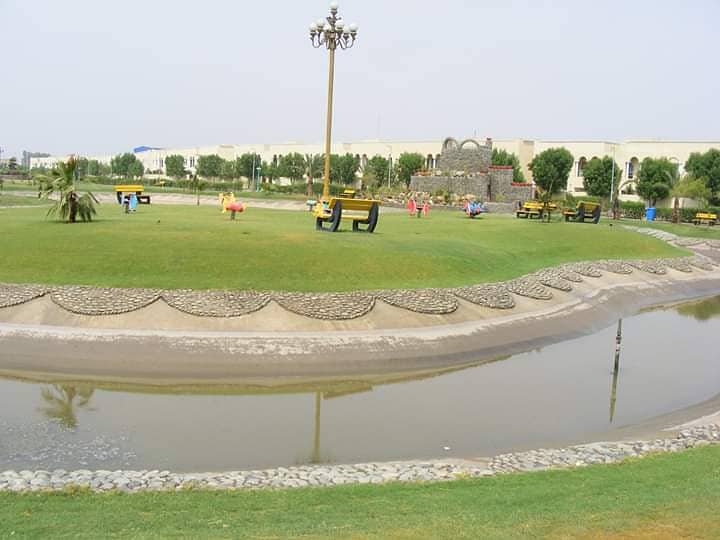 Plot No 68#Southren near park lda approved prime location plot for sale 4