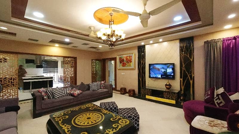 Fully Furnished 2 Kanal House Available In DHA Phase 5 - Block E For Sale 18