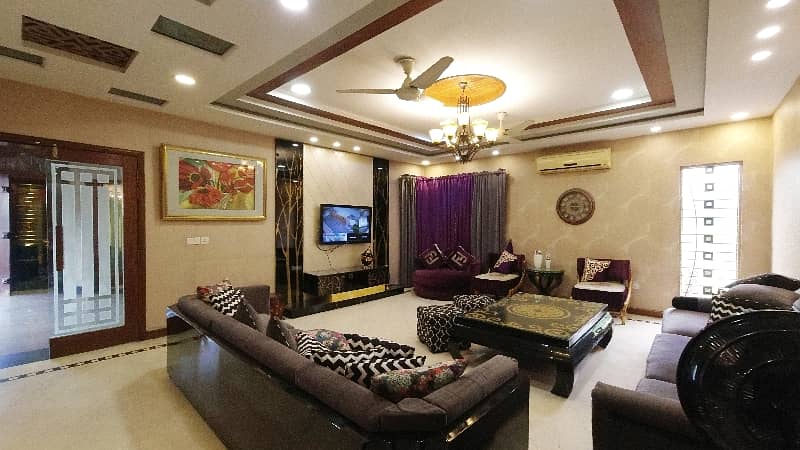 Fully Furnished 2 Kanal House Available In DHA Phase 5 - Block E For Sale 19