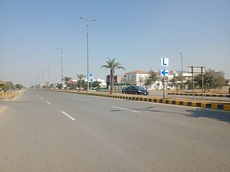 1 Kanal Residential Plot For Sale In Block P Phase 7 DHA Lahore 4