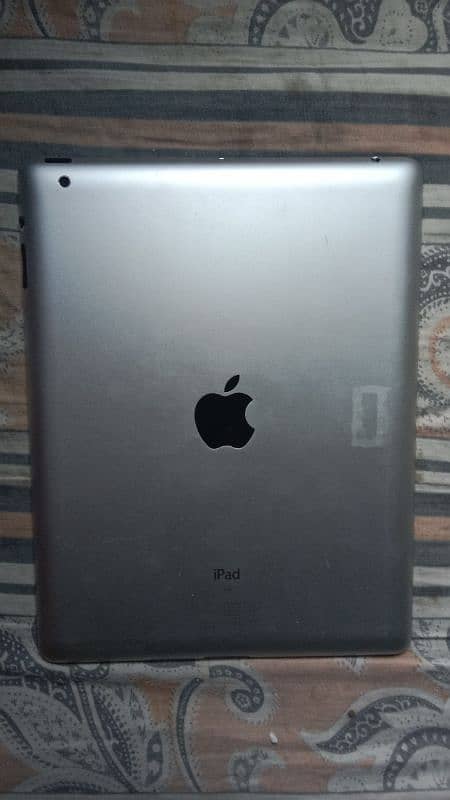 apple ipad used in good condition 2