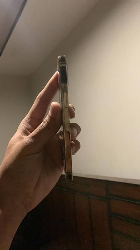 iphone 12 pro  sale 3