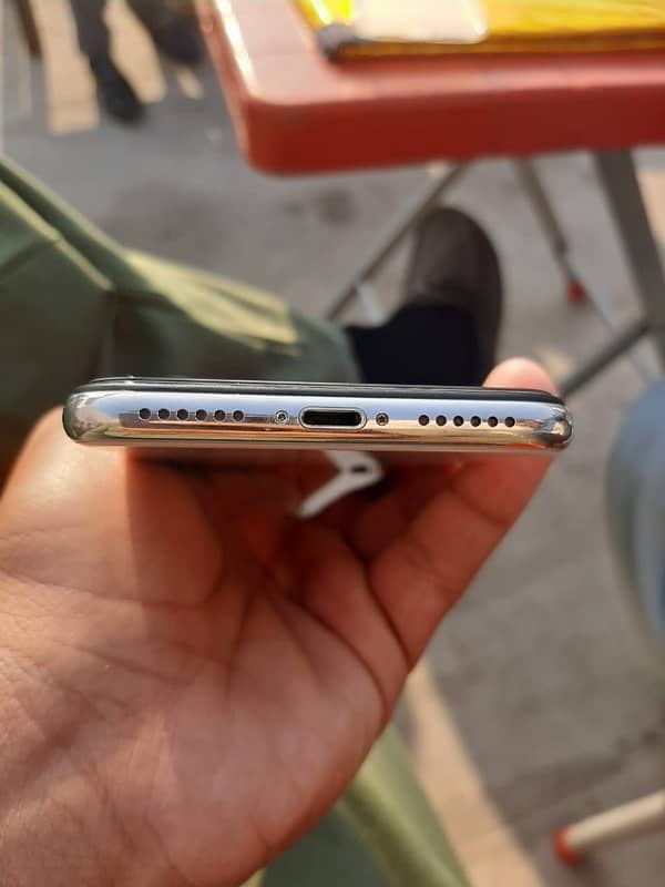 iPhone X factory unlock urgent sale 7