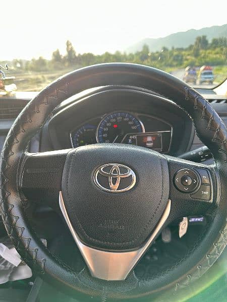 Toyota Corolla Axio 2018 8