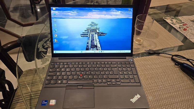 Lenovo Laptop 12th Gen i7 16GB Ram / 512 GB SSD 0