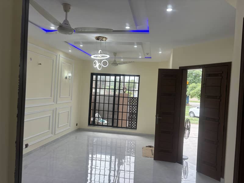 DHA RAHBAR BRAND NEW CORNER MOST BEAUTIFUL HOUSE IS AVAILABLE FOR SALE 16