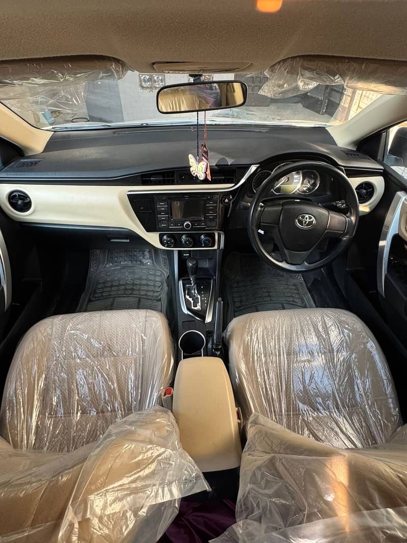 Toyota Corolla GLi 1.3 Automatic Model 2019 4