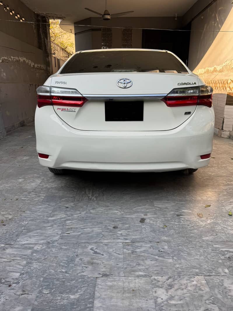 Toyota Corolla GLi 1.3 Automatic Model 2019 1