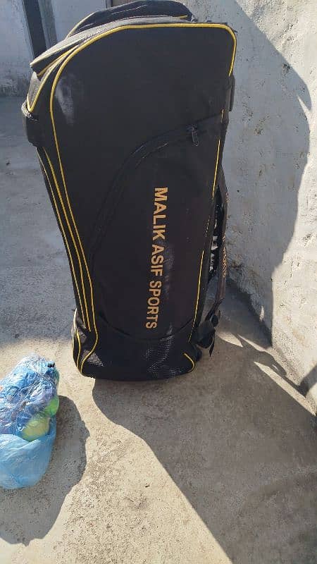 cricket kit bag full size new bulkul new use ni Hoya ha 0