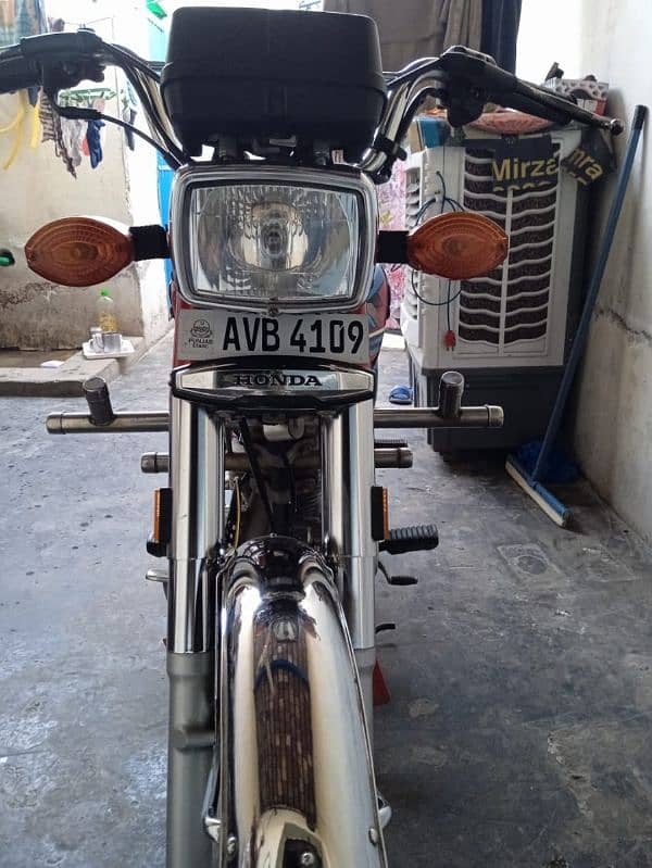 i am selling honda cg 125 2024 6