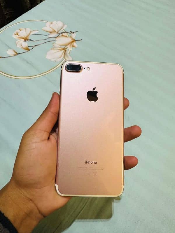 iPhone 7 plus 128 GB full box for sale 1