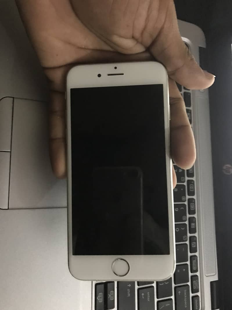 iPhone 6 Non-PTA 64GB 5