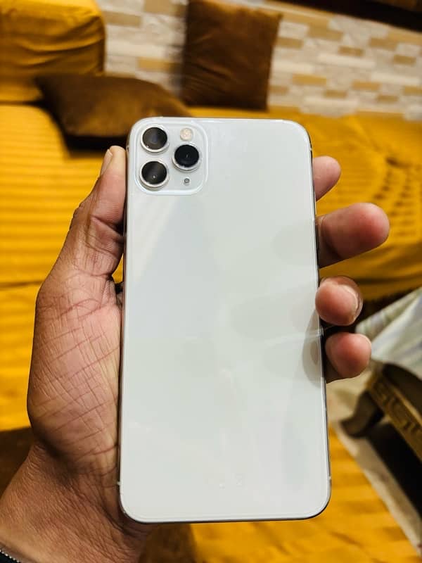 iphone 11 pro max 256 gb pta approved all ok 1