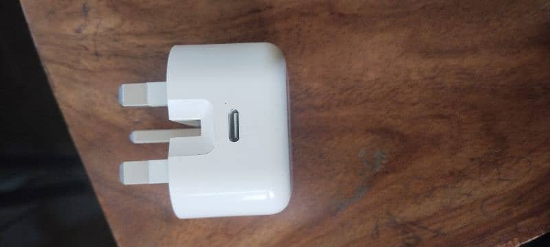 orignal adopter with orignal cable fast charger 2